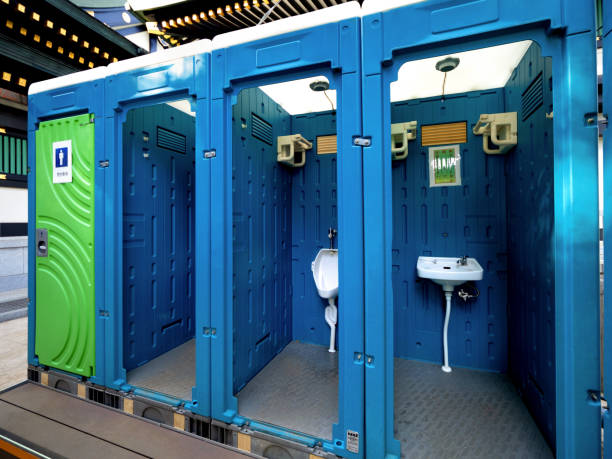 Best Emergency porta potty rental  in Lyndon, KS